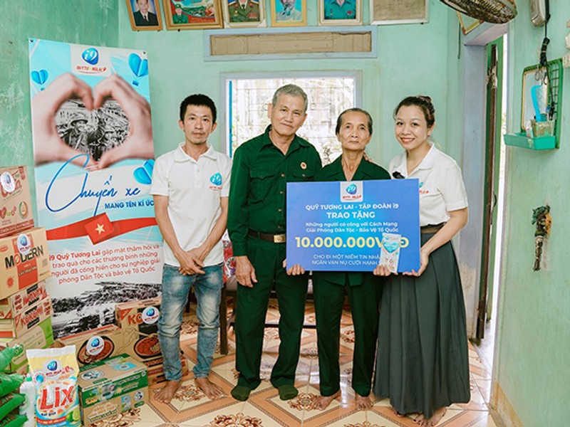 Hình ảnh một trận chọi gà cổ xưa, thể hiện nguồn gốc lịch sử của bộ môn này.